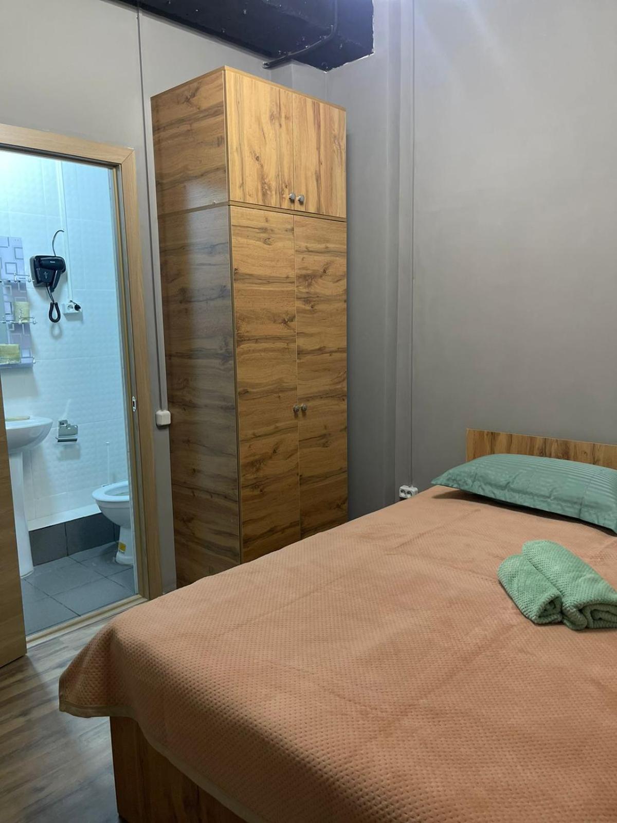 Hostel Kochevnik Capsule Hotel Almaty Exteriér fotografie