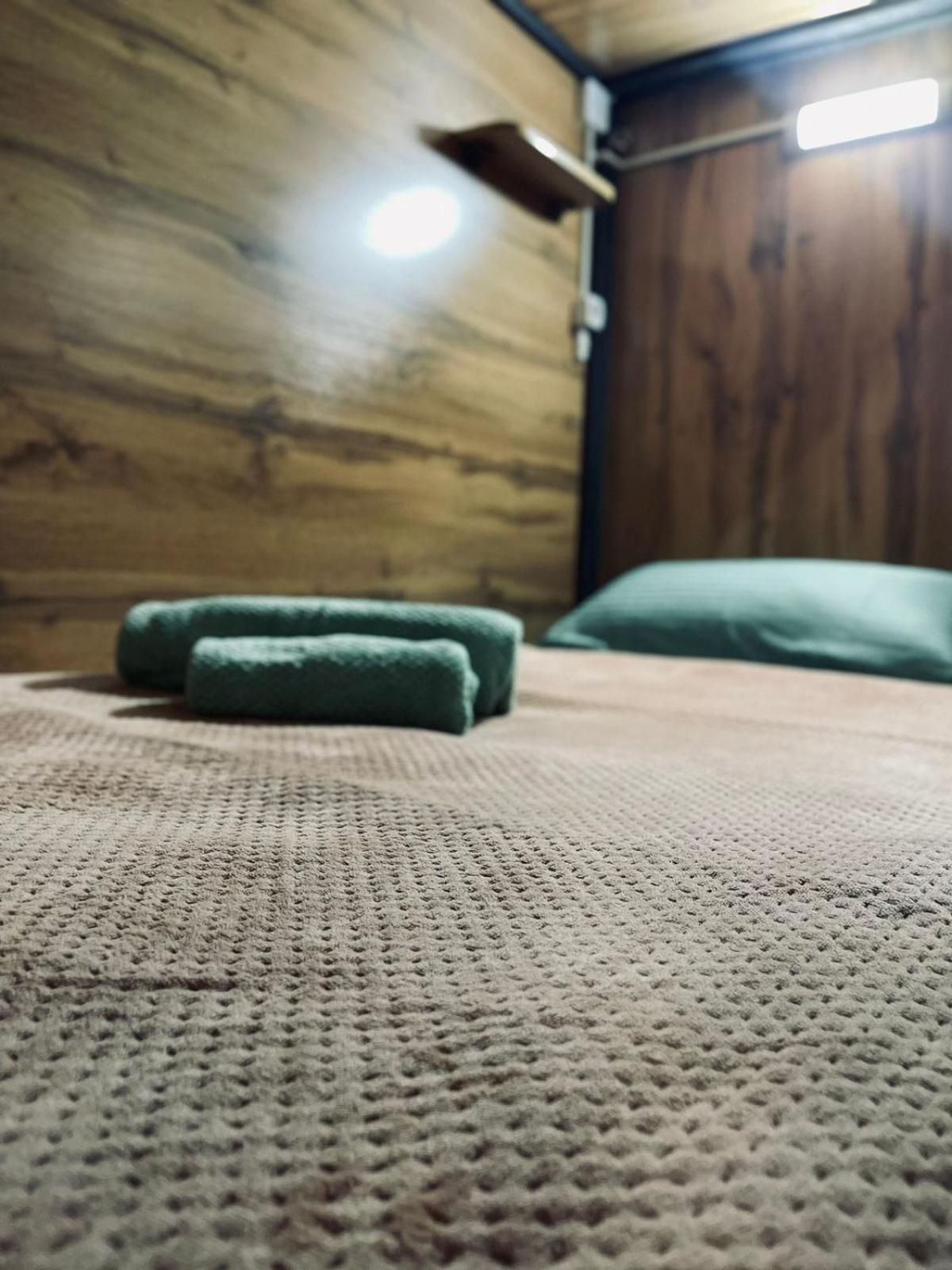 Hostel Kochevnik Capsule Hotel Almaty Exteriér fotografie